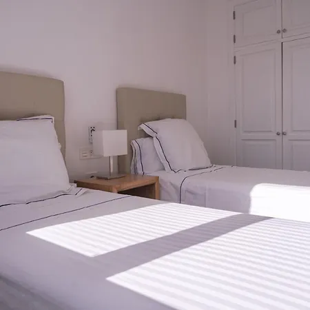 Villa & Princesa Mercedes - Puerto Del Carmen, Lanzarote - Near The *